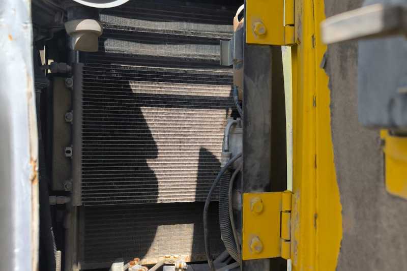 OmecoHub - Immagine NEW HOLLAND E145